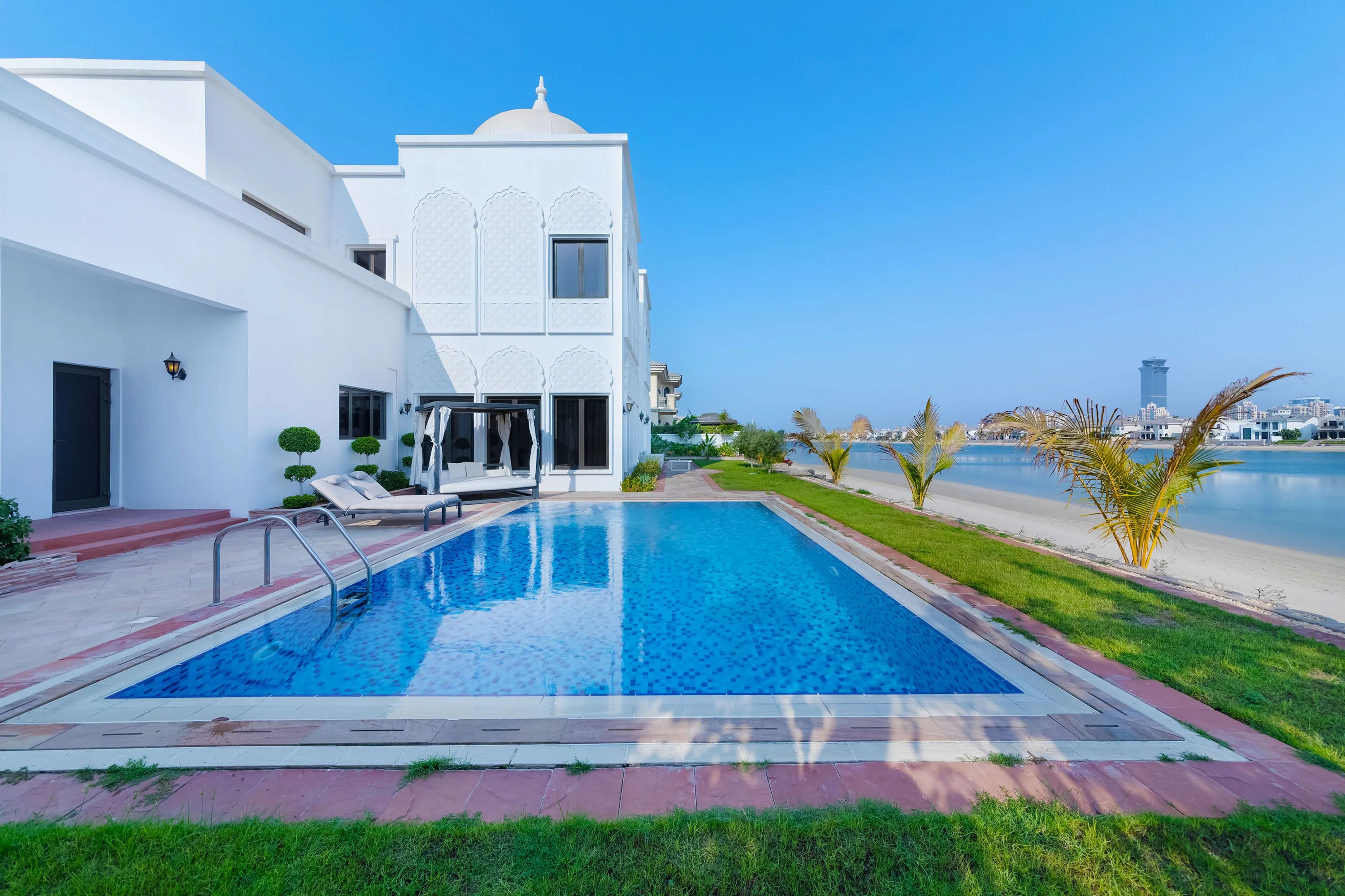 5* Villa w/ Private Pool/Beach on Palm Jumeirah