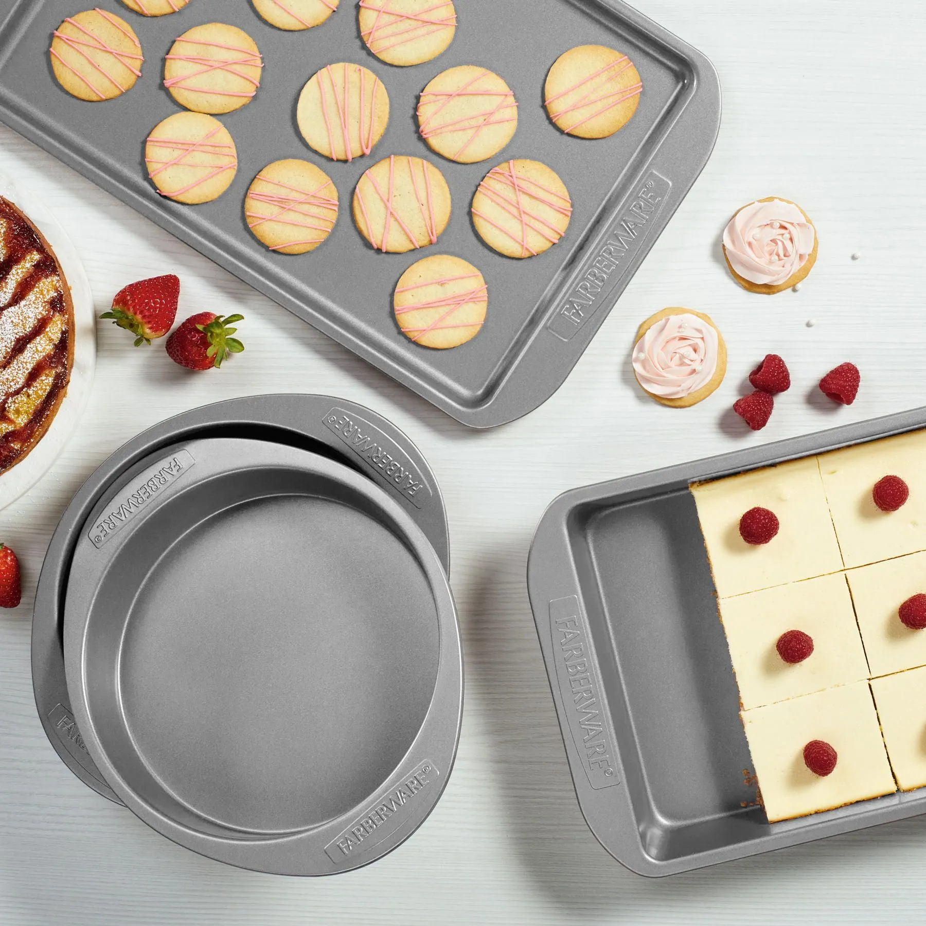 Nonstick 4-Piece Bakeware Set