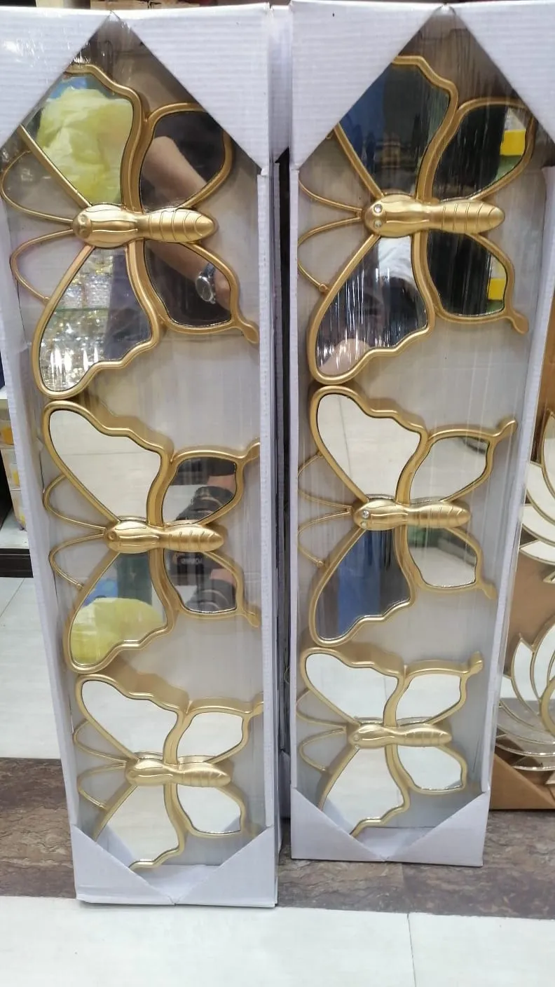 Transform Your Space with These Beautiful Mirror Frames (Set of Three)